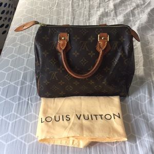 Authentic Louis Vuitton Speedy 25
